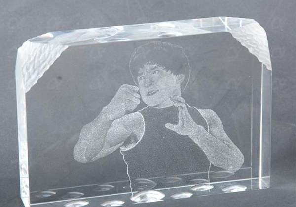 紫外激光打标机水晶内雕样品 紫外激光打标机水晶内雕样品